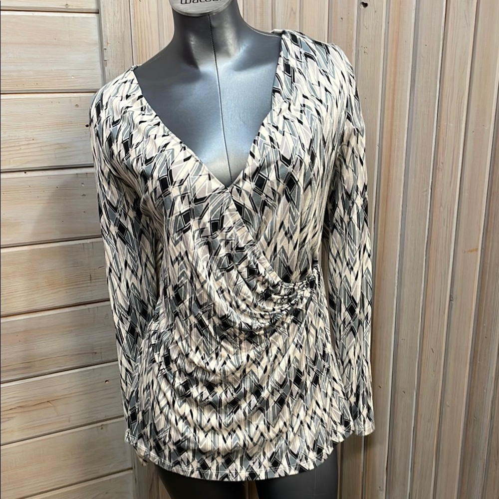Jennifer Lopez Cream and Gray Wrap Blouse Long Sleeve